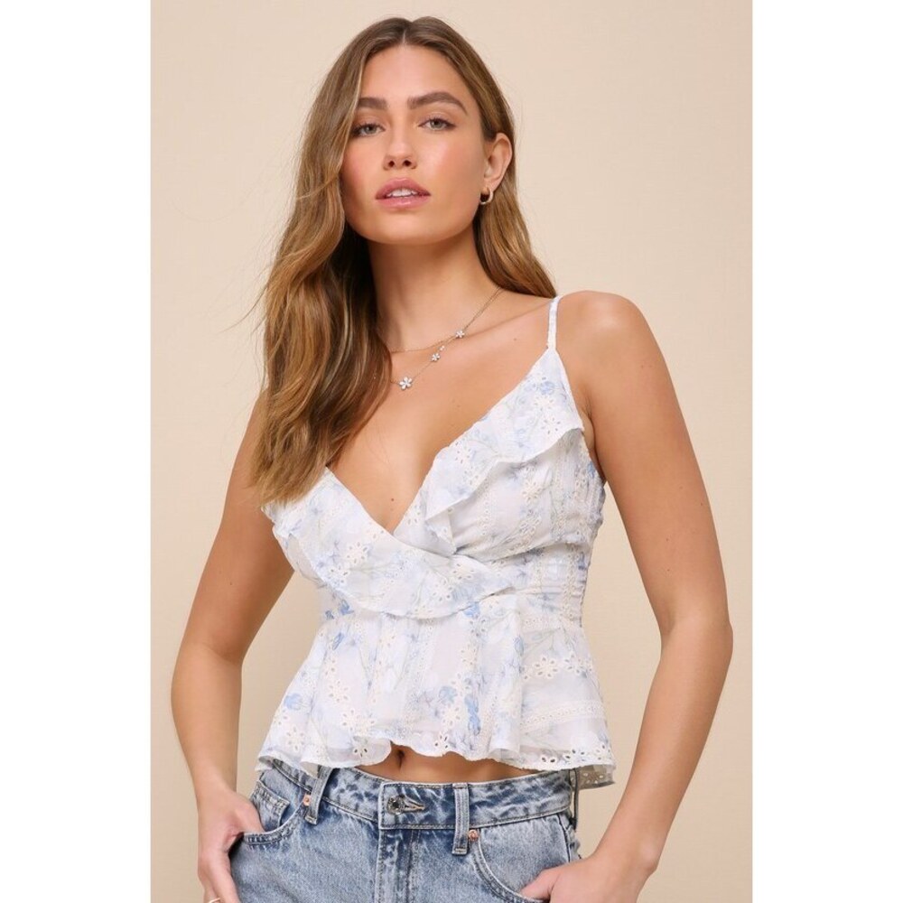 NWT 🆕 Lulus Ivory Floral Embroidered Ruffled Peplum Top